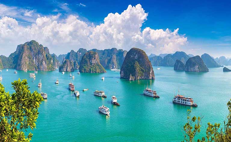 Du lịch biển khám phá vịnh Hạ Long 1 ngày giá tốt từ Hà Nội