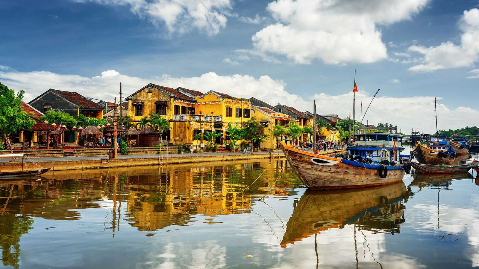 Tour Miền Trung - Đà Nẵng - Huế - Hồ Truồi mùa Thu bay từ Sài Gòn