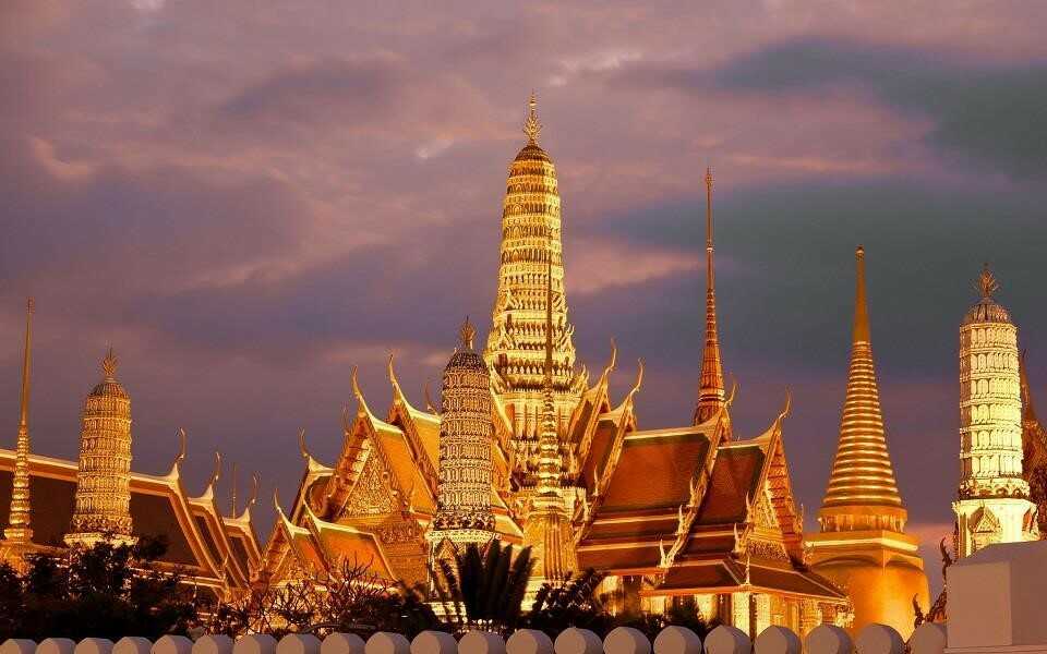 Du lịch Huế - Lào - Đông Bắc Thái 5 ngày giá tiết kiệm (T12)