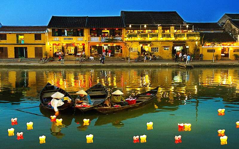 Du lịch Miền Trung  - Tour Đà Nẵng - Động Phong Nha 5 ngày Tết âm lịch Bay Vietnam Airlines