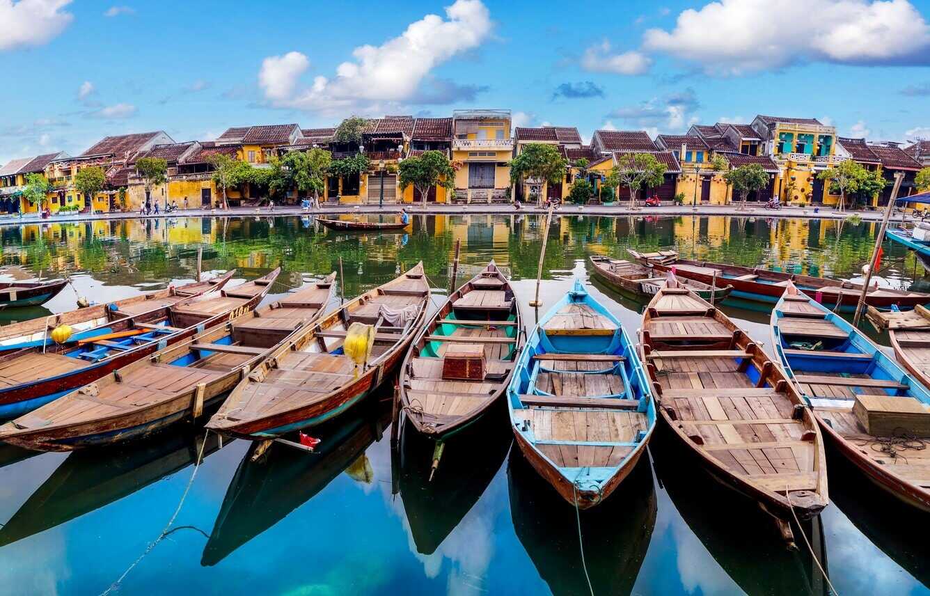 Du lịch Miền Trung - Hồ Truồi 4 ngày khuyến mãi Vietnam Airlines