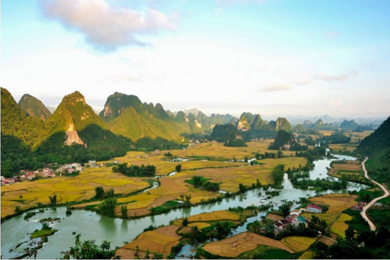 Du lịch Miền Bắc - Hà Nội - Bắc Kạn - Cao Bằng 5 ngày khuyến mãi Vietnam Airlines